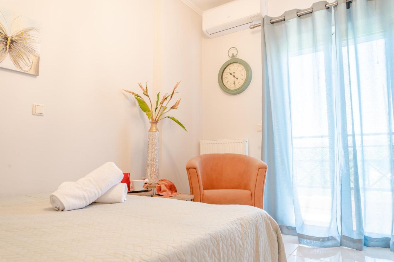 Villa Paris With Rooftop & Jacuzzi Kato Valsamoneron Ngoại thất bức ảnh