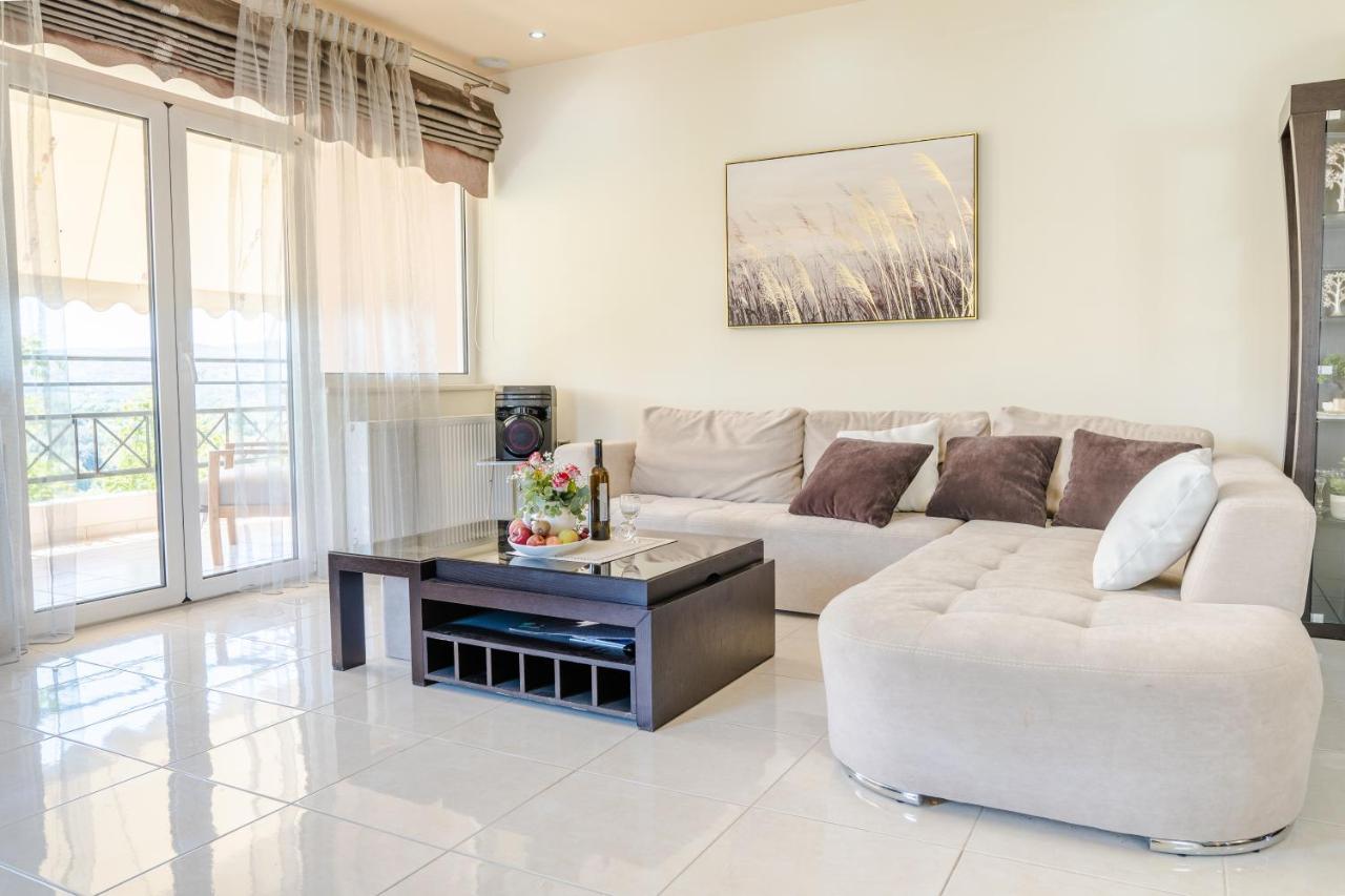 Villa Paris With Rooftop & Jacuzzi Kato Valsamoneron Ngoại thất bức ảnh
