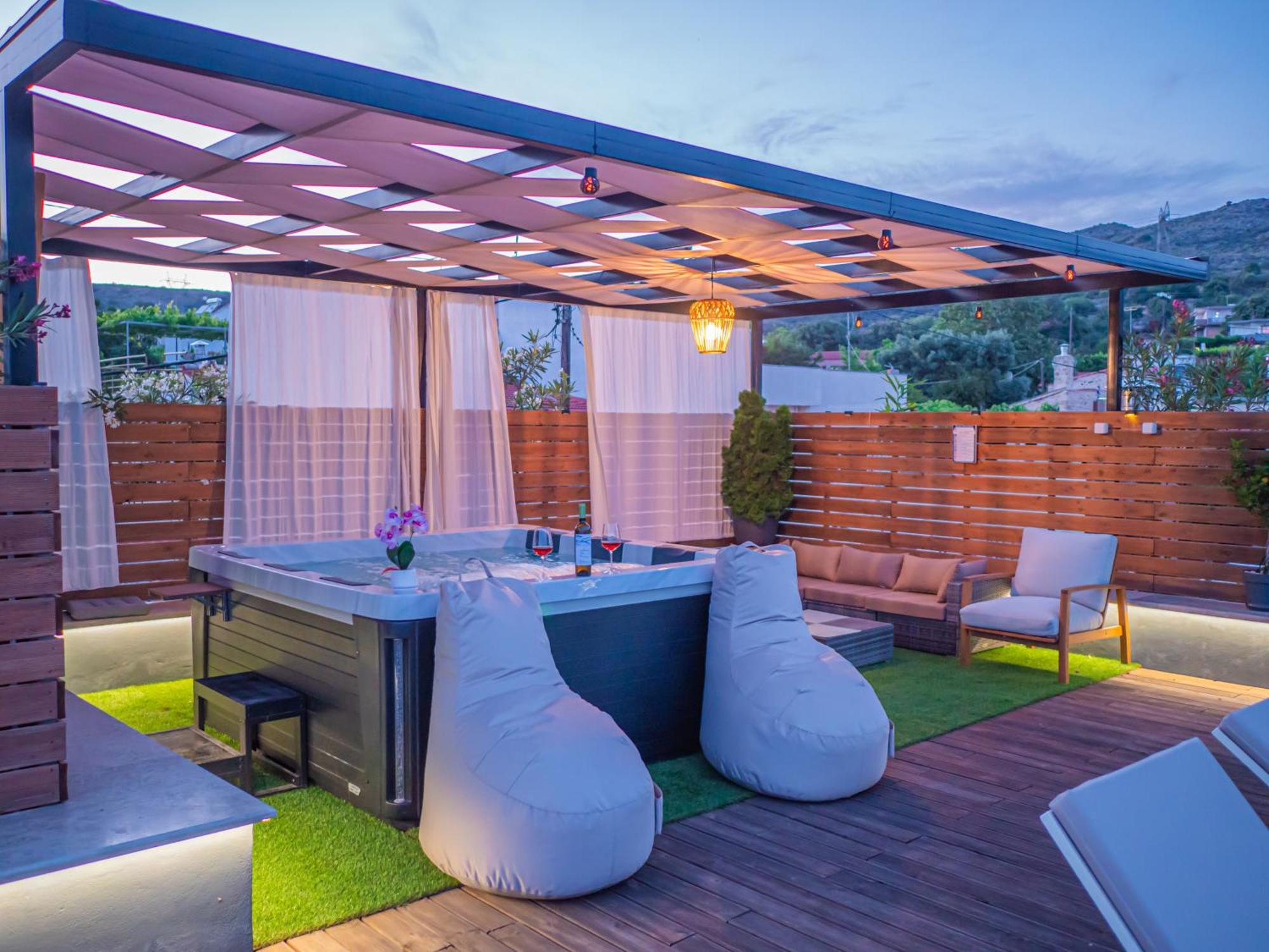 Villa Paris With Rooftop & Jacuzzi Kato Valsamoneron Ngoại thất bức ảnh
